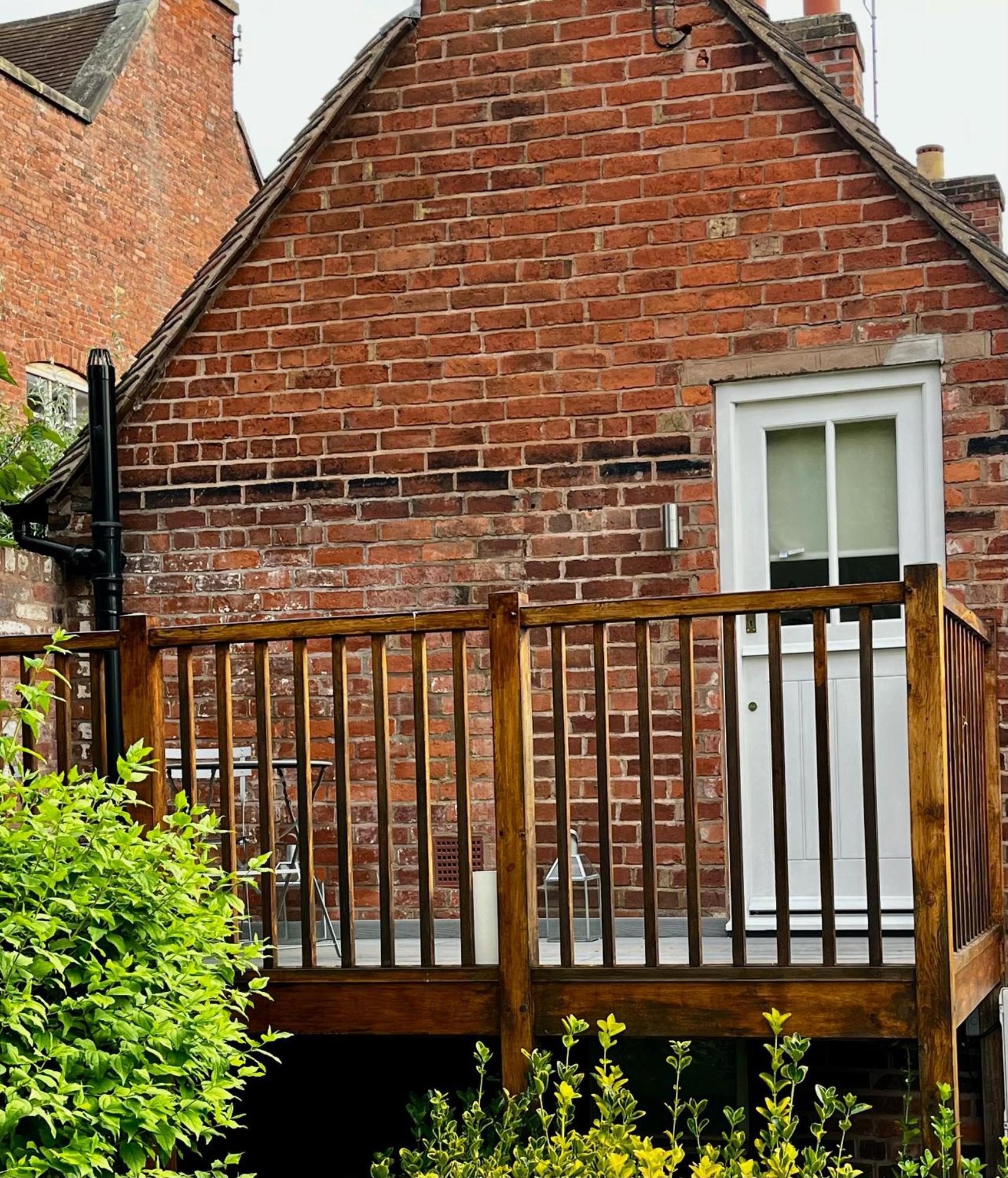 Flower Cottage By Ludlow Castle With Onsite Parking Dış mekan fotoğraf